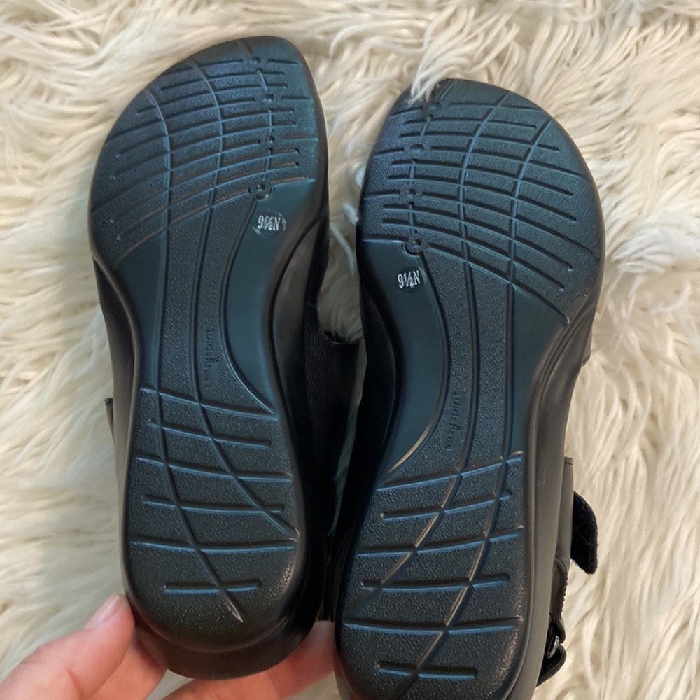 Easy Spirit Black Sandals Comfortable and Stylish leather upper size 9.5 BNWOT - Picture 5 of 12